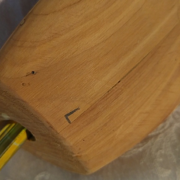 Shoe Stretcher- large - Picture 5 of 5